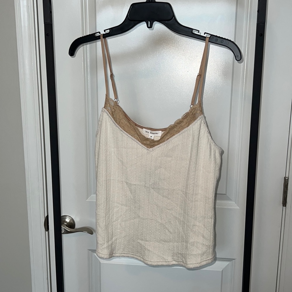 NWT Blu Pepper Tank M